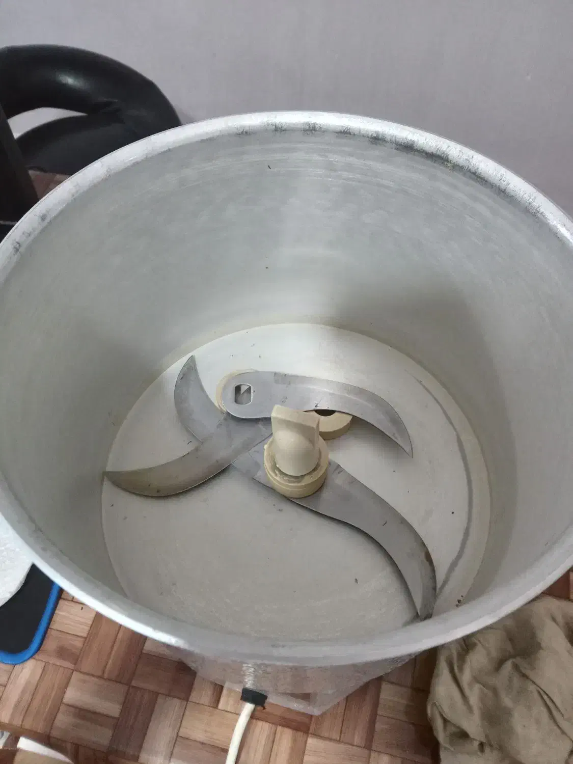 سبزی خورد کن دو تیغه|خردکن، آسیاب، غذاساز|اهواز, منبع اب|دیوار