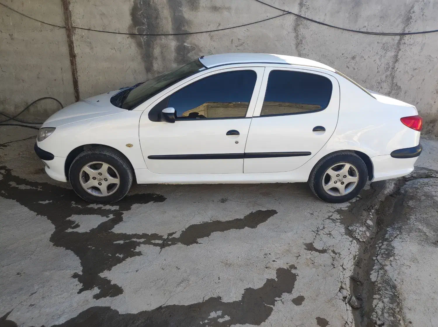 206 sd v8 مدل ۹۳|خودرو سواری و وانت|شاهین دژ, |دیوار