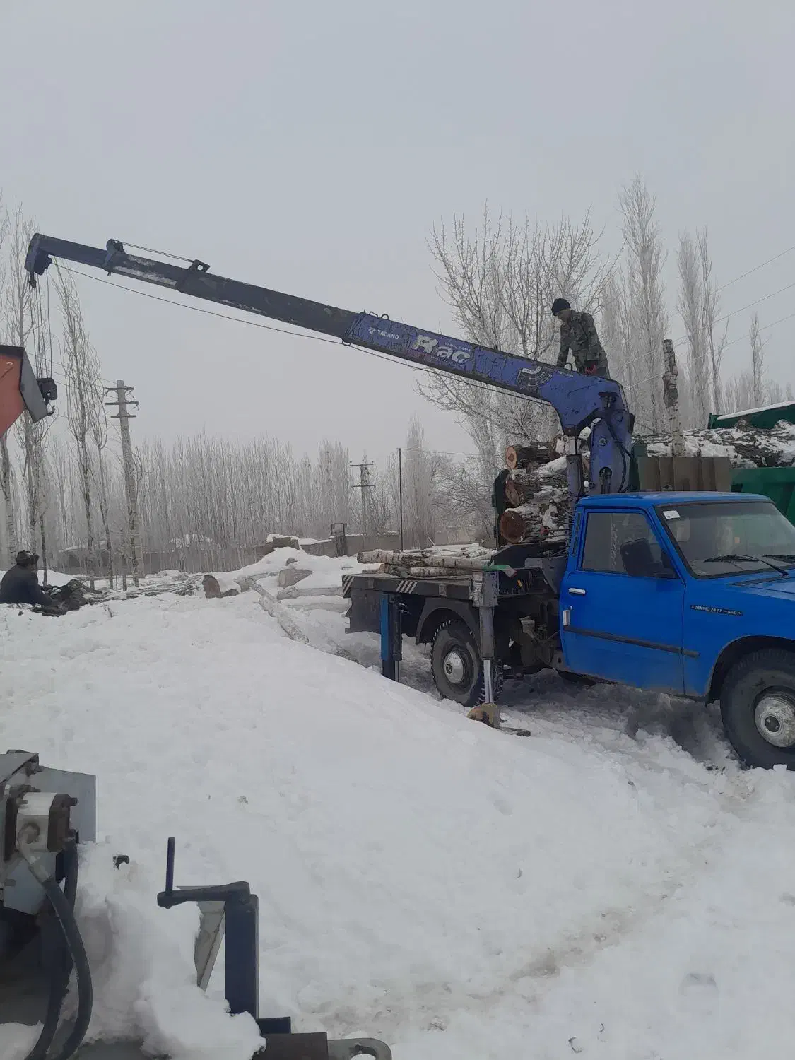 خدمات جرثقیل|خدمات حمل و نقل|خوی, |دیوار