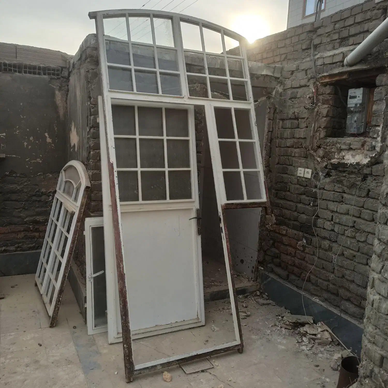 درب پنجره در حد نو|مصالح و تجهیزات ساختمان|ماکو, |دیوار