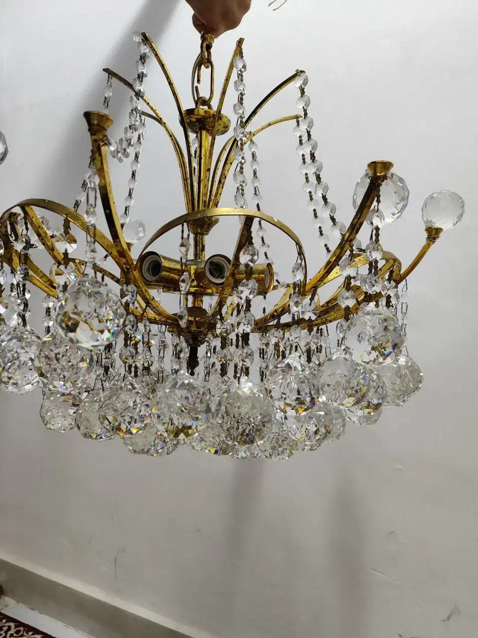 لوستر ۸ شعله کار کرده در حد نو|لوستر و چراغ آویز|سنندج, |دیوار