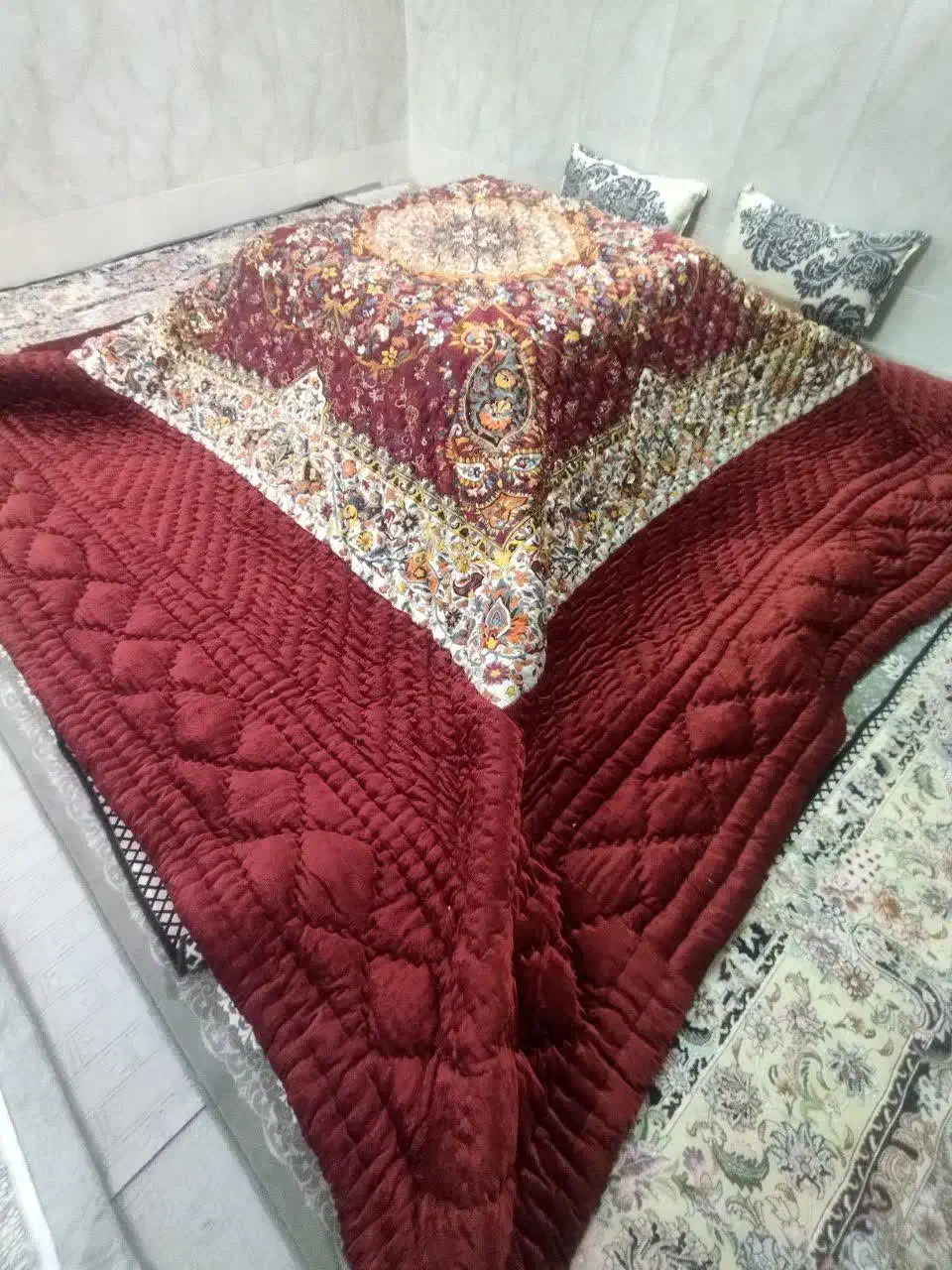 دوخت .تولید.فروش انواع لحاف کرسی|رختخواب، بالش، پتو|اراک, |دیوار