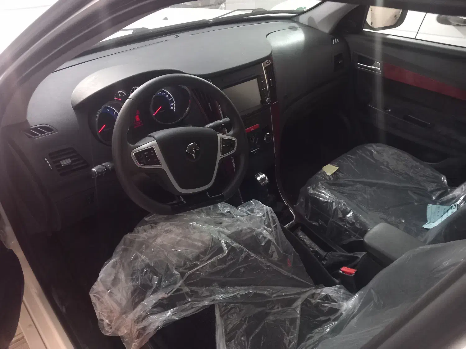 دناپلاس ۶دنده سفید مدل مهر۱۴۰۴ خشک باکروز|خودرو سواری و وانت|سقز, |دیوار