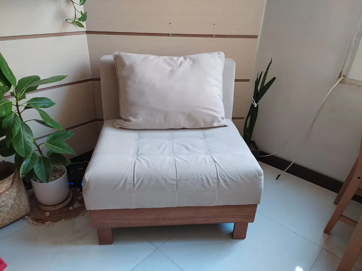 مبل مدل L-Rebeka تمیز|مبلمان خانگی و میز عسلی|شاهین‌شهر, شهرک میلاد|دیوار