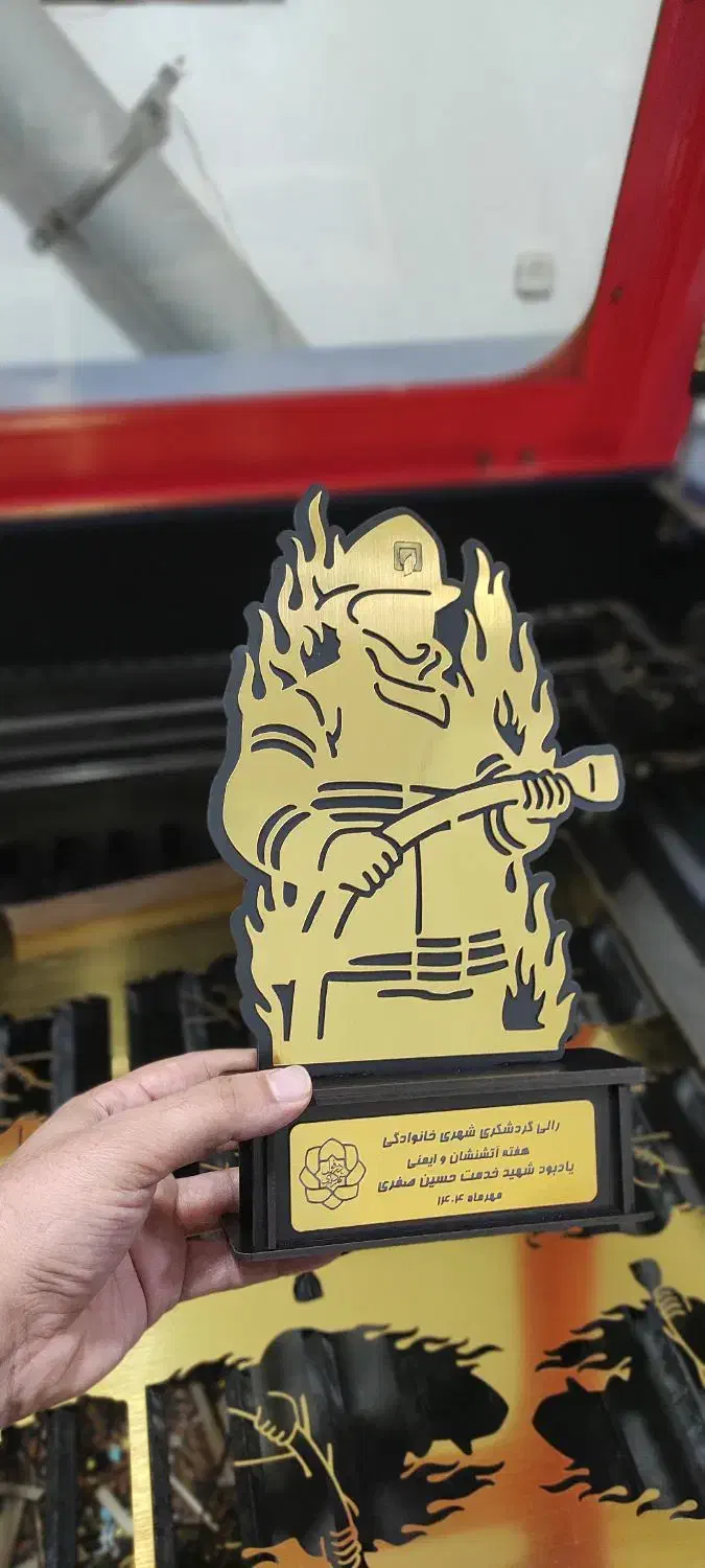 تندیس مدل آتش نشان امکان سفارشی سازی|مجسمه، تندیس، ماکت|کرج, حیدرآباد|دیوار