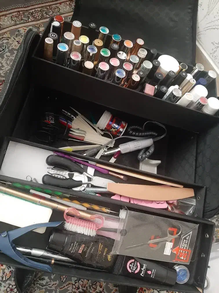 فروش وسایل ناخنکاری|آرایشگاه و سالنهای زیبایی|فولادشهر, مسکن مهر فولادشهر|دیوار