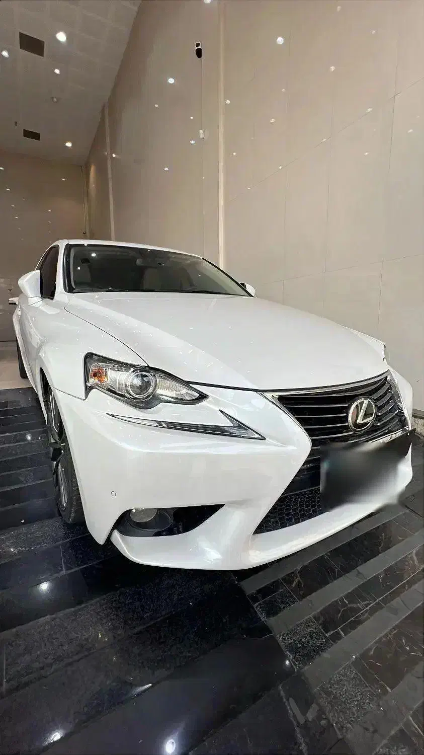 Is 250|خودرو سواری و وانت|تهران, یوسف‌آباد|دیوار