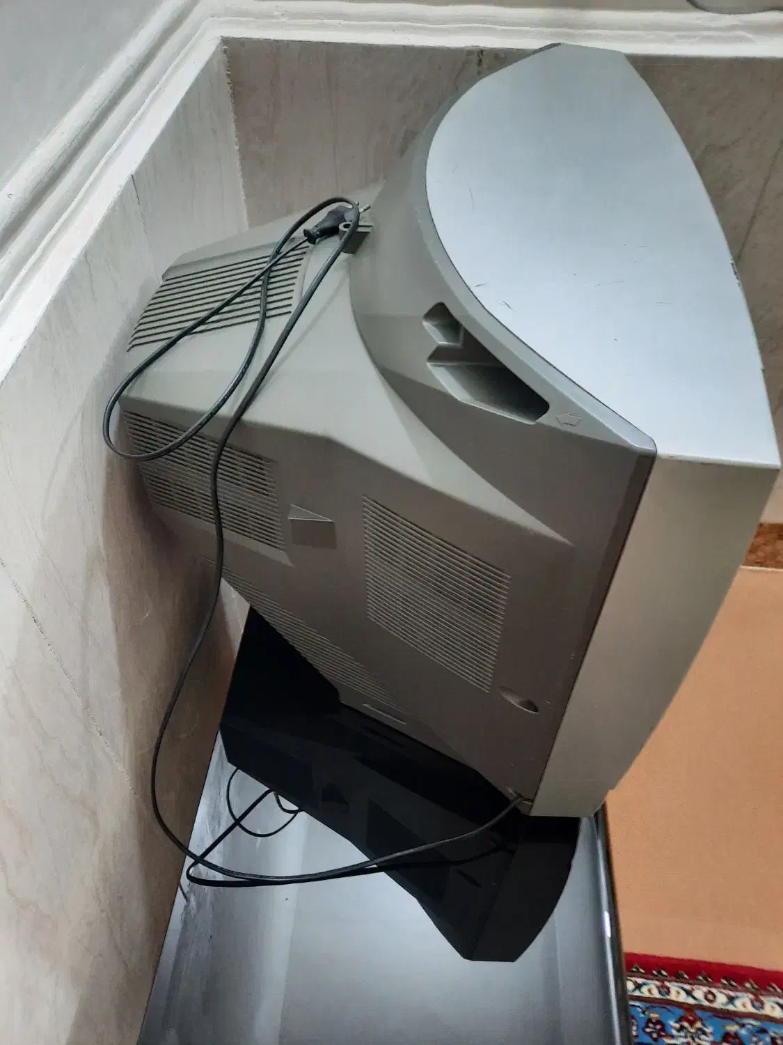 تلویزیون ۲۱ اینچ ال جی|تلویزیون و پروژکتور|مسجد سلیمان, |دیوار