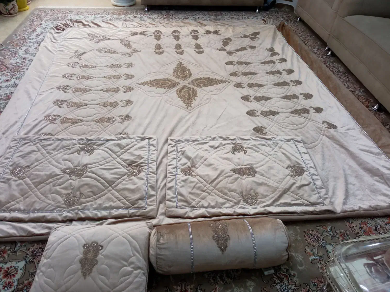 روتختی عروس|سرویس روتختی|گلبهار, شهر جدید گلبهار|دیوار