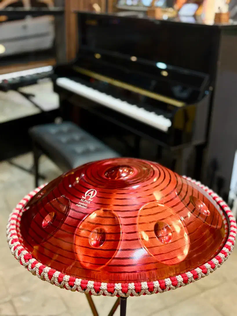 هنگدرام ارشا|درام و پرکاشن|خرمآباد, |دیوار