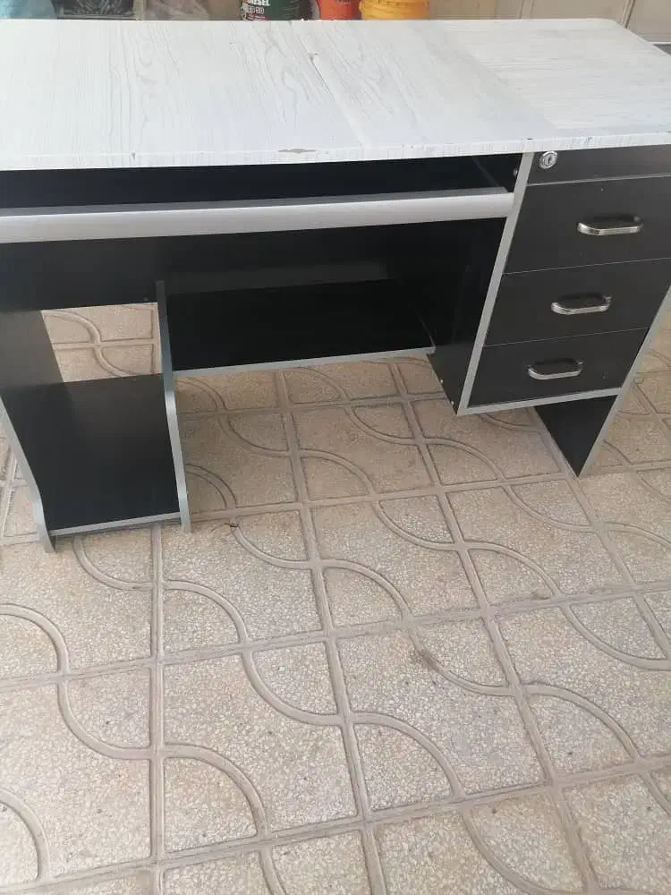 میز و صندلی|دفتر کار|آباده, |دیوار