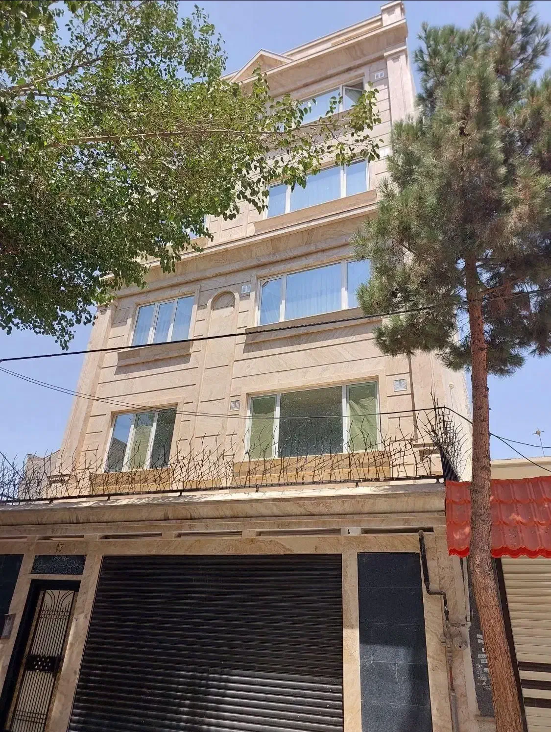 آپارتمان تک‌واحدی ۸۵ متری در محدوده چمن|فروش آپارتمان|مشهد, مصلی (کارمندان اول)|دیوار