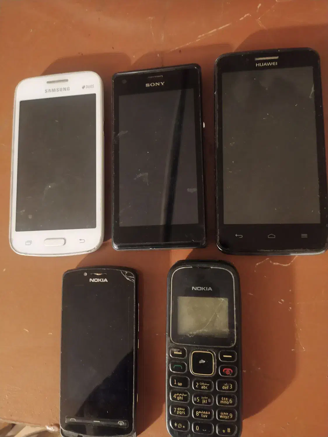 پنج تا گوشی|موبایل|گرگان, |دیوار