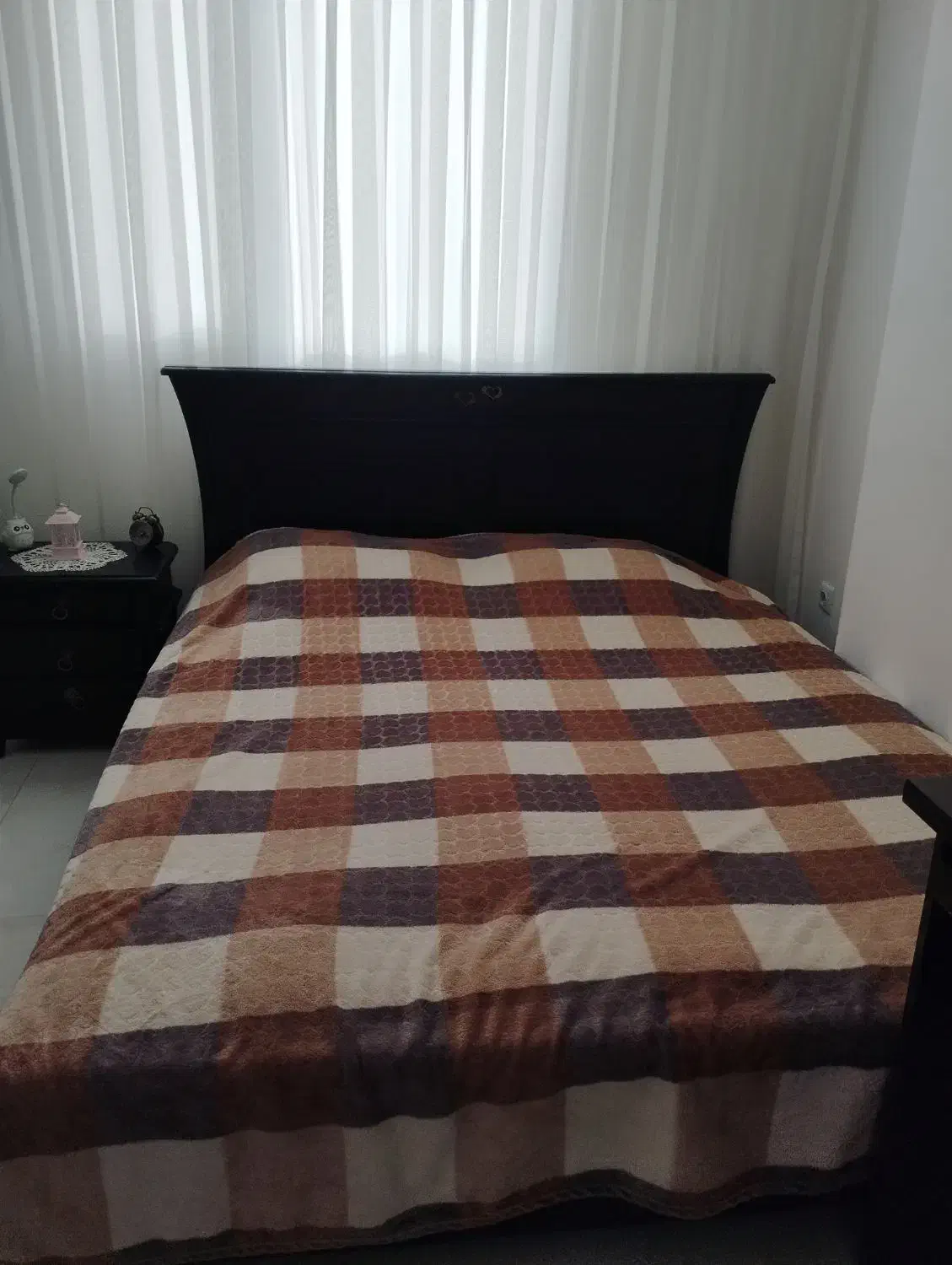 تخت خواب|تخت و سرویس خواب|نیشابور, گمنام غربی|دیوار