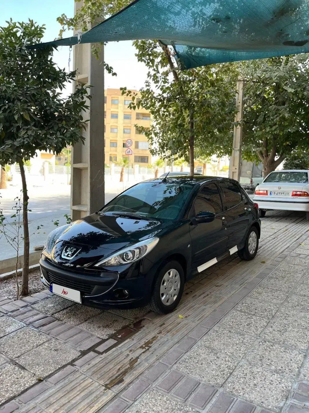 207Tu5 سقف فلز مدل ۱۴۰۴|خودرو سواری و وانت|شیراز, میانرود|دیوار