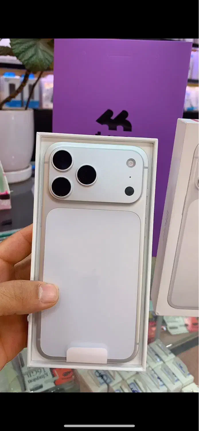 اپل iPhone 16 با حافظهٔ ۱۲۸گیگابایت وکالای دیجیتال|موبایل|بروجرد, |دیوار