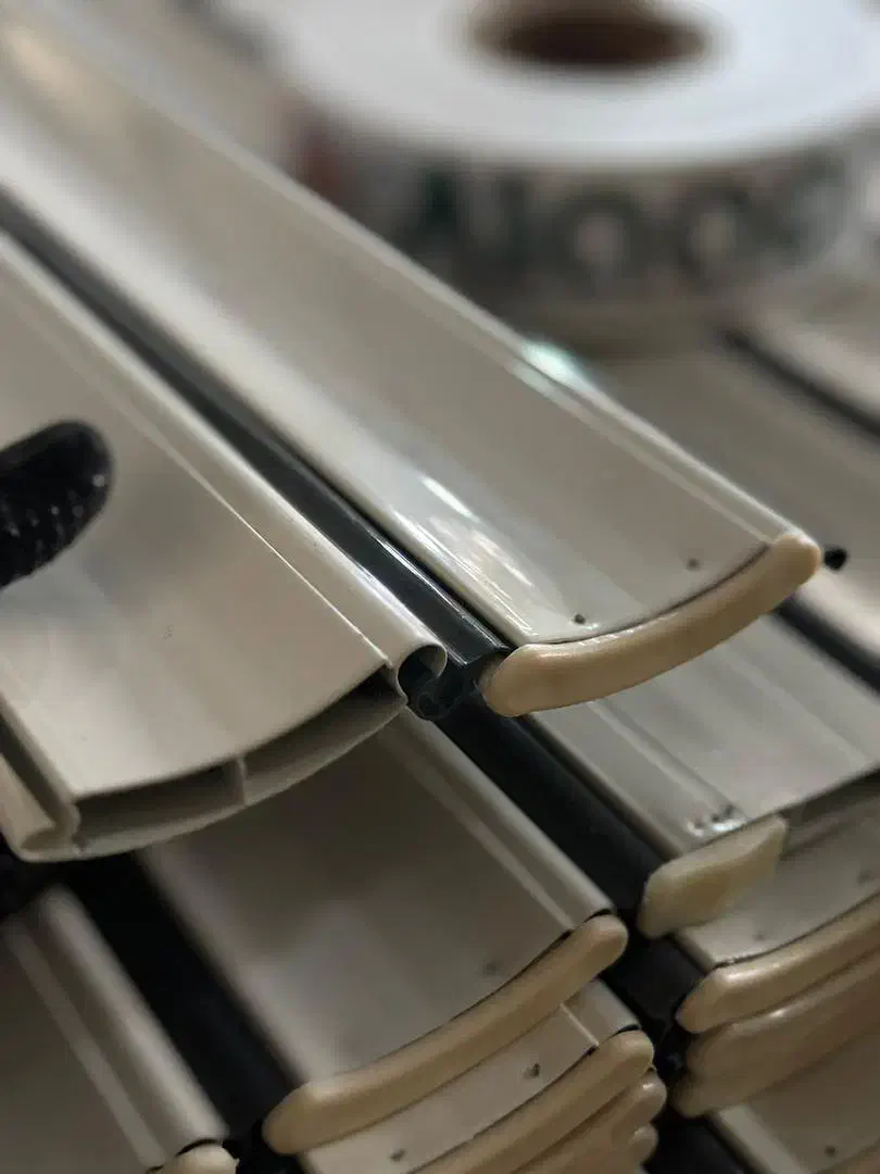 نصب کرکره برقی شیشه سکوریت دوربین دزدگیر|خدمات پیشه و مهارت|رامهرمز, |دیوار