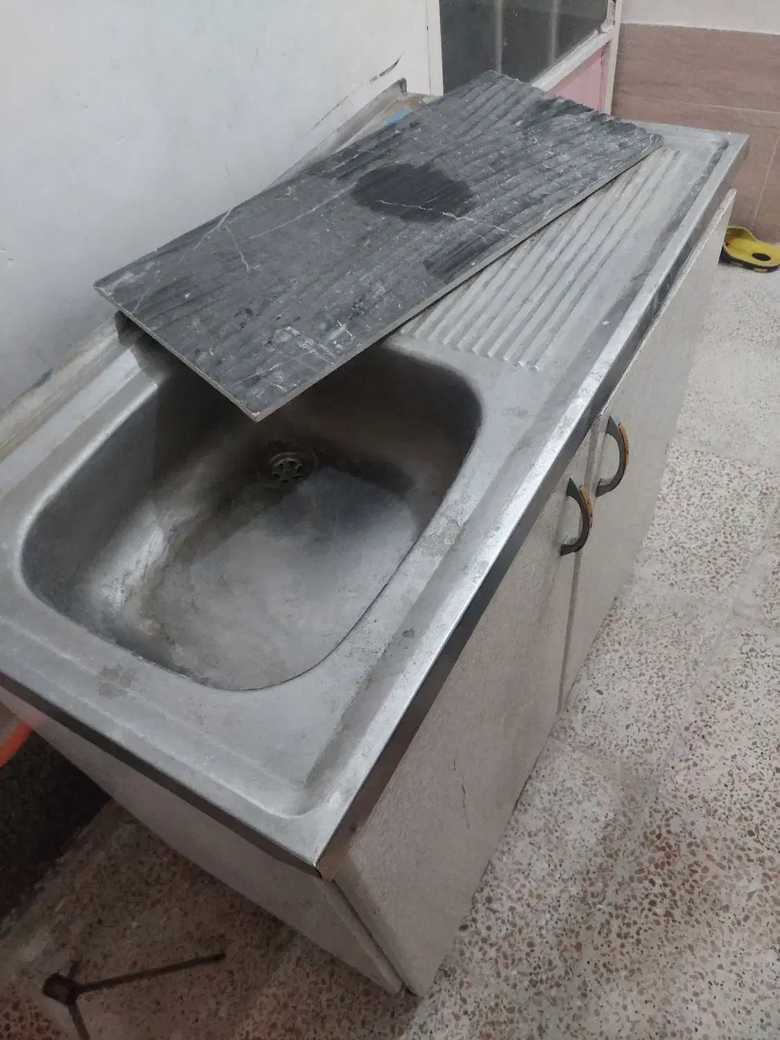 کابینت وابچکان|آبچکان و نظمدهنده ظروف|اسلامشهر, شهرک احمدیه|دیوار