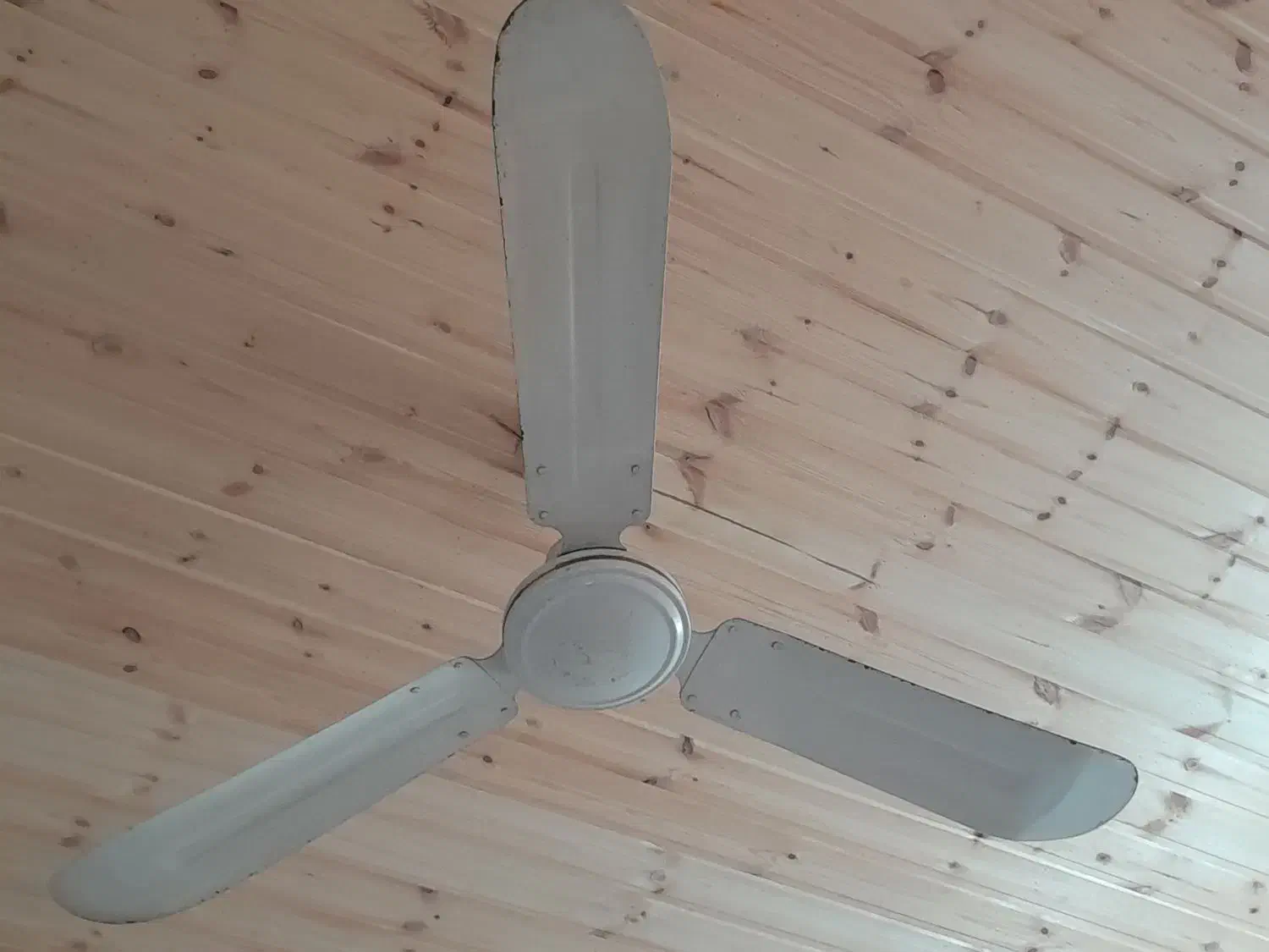 پنکه سقفی سالم|پنکه و تصفیهکنندهٔ هوا|فرح آباد, |دیوار