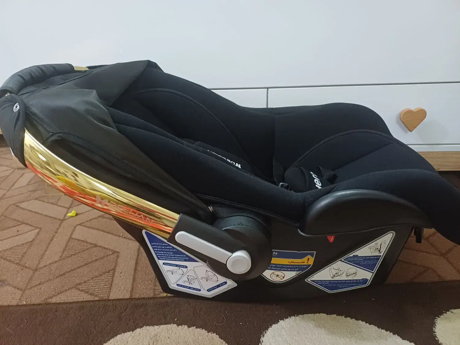 کریر وآغوشی|کالسکه و لوازم جانبی|فسا, |دیوار