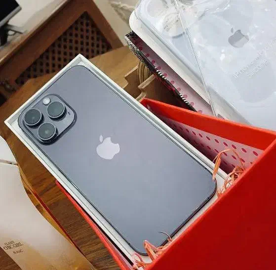 ۱۴پرومکس سالم بدون خش گوشی دوم بوده|موبایل|اراک, |دیوار