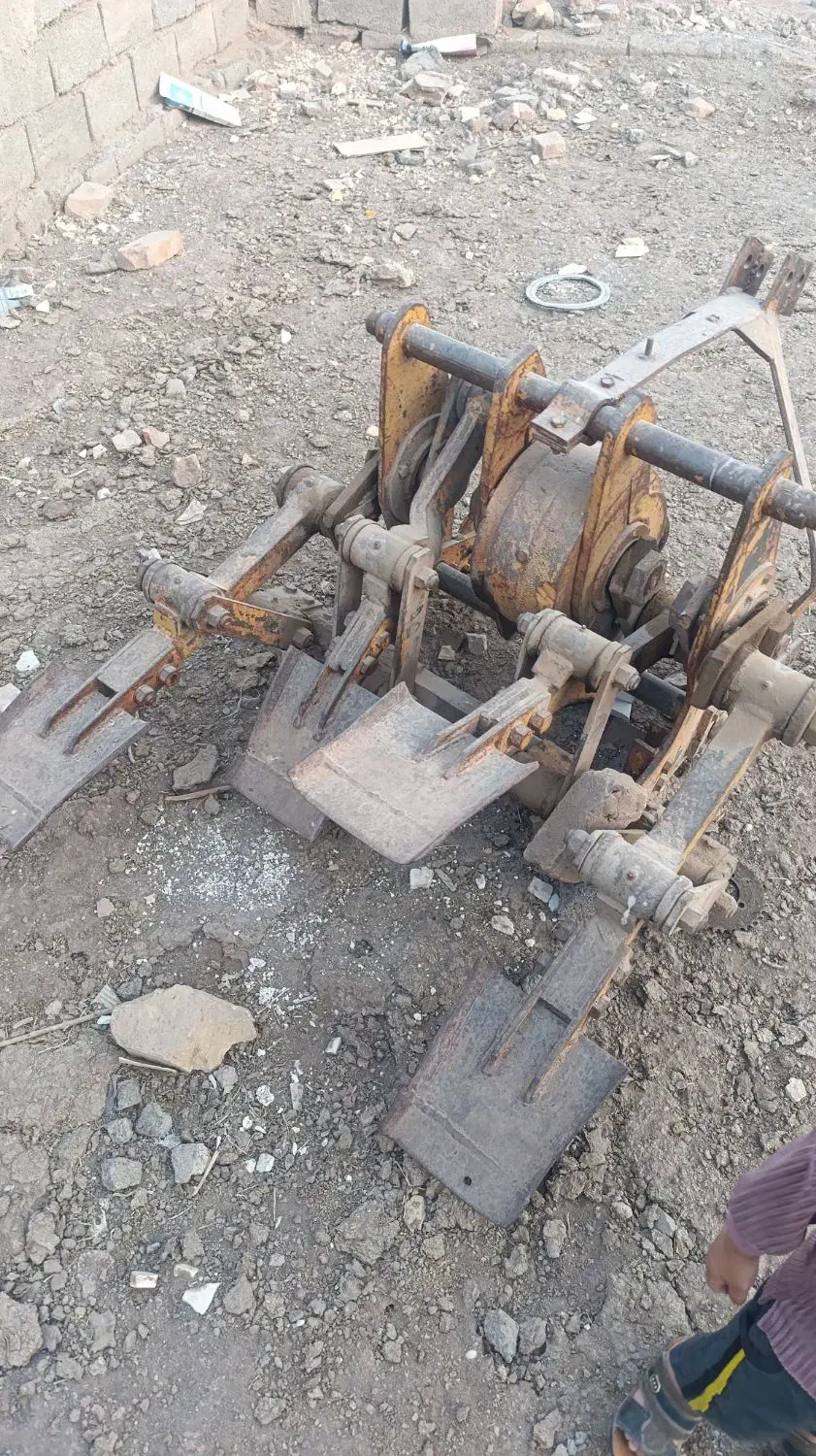 چهار بیل و پنچ بیل تراکتور|قطعات یدکی و لوازم جانبی|رفسنجان, |دیوار