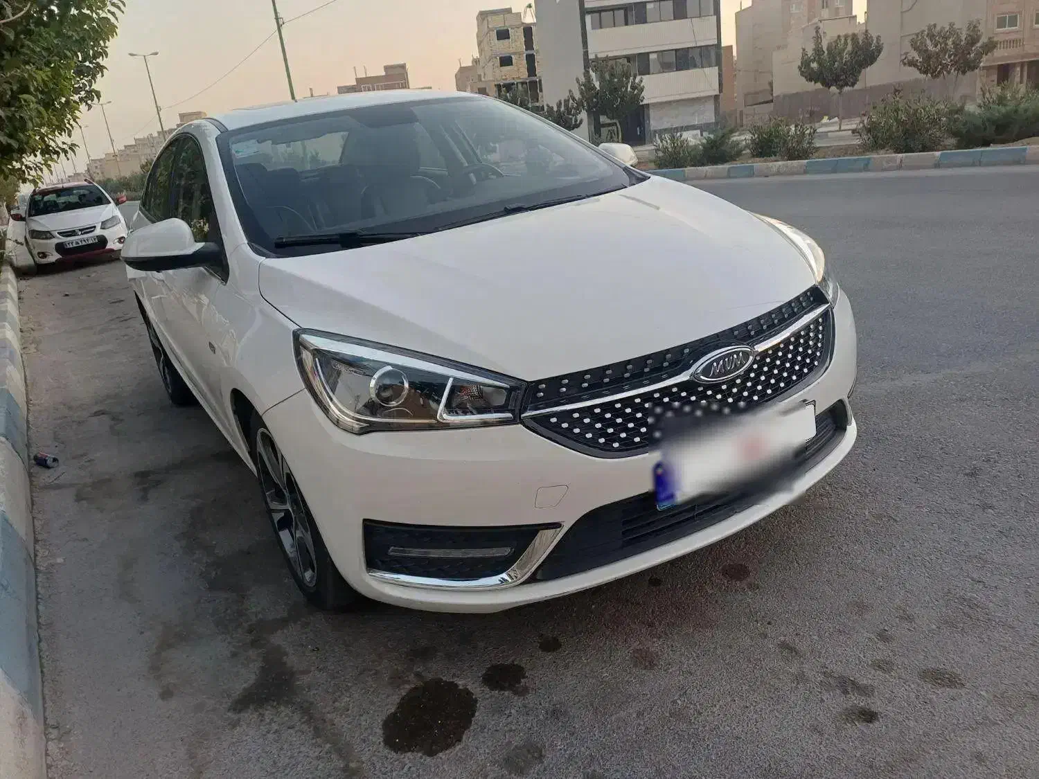 اریزو۵ بسیار تمیز ۱۴۰۱|خودرو سواری و وانت|شاهینشهر, شهرک میلاد|دیوار