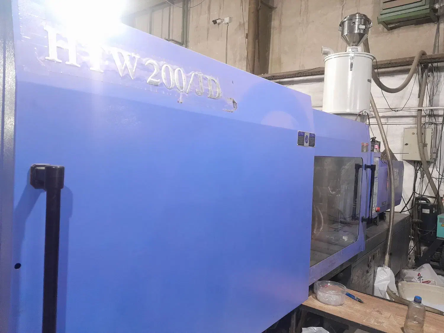 دستگاه ۲۰۰  تن   در حد نو|ماشین‌آلات صنعتی|پاکدشت, خاتون آباد|دیوار