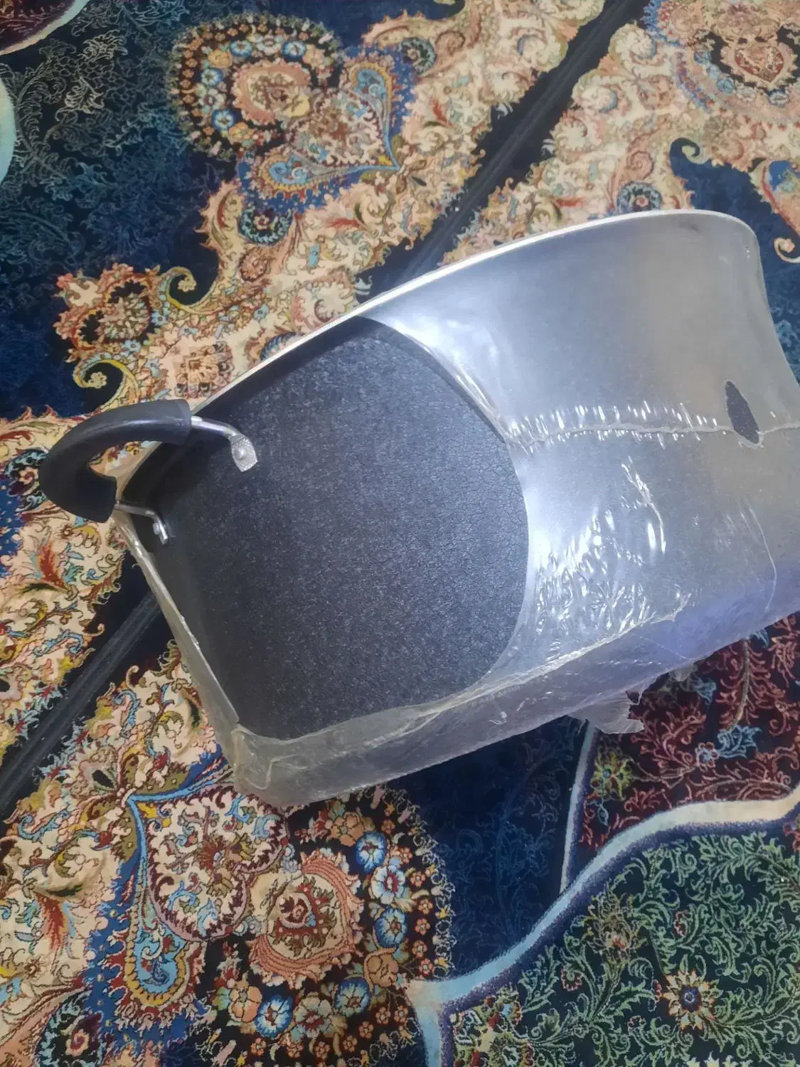 قابلمه بزرگ|ظروف پختوپز|ورامین, ورامین|دیوار