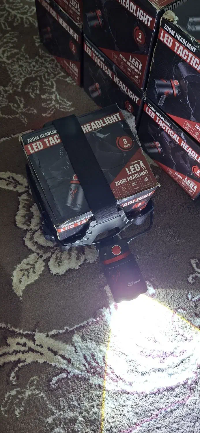 چراغ قوه|کوهنوردی و کمپینگ|تاکستان, |دیوار