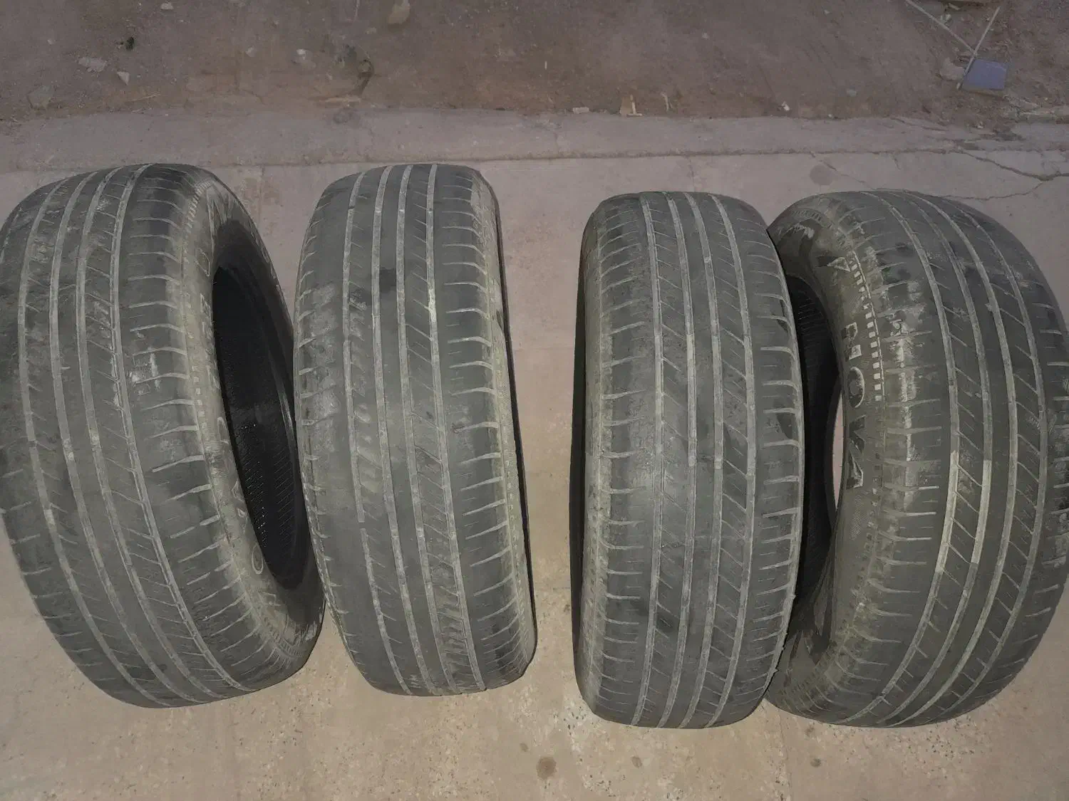 لاستیک سمند ۱۸۵|قطعات یدکی و لوازم جانبی|پرند, فاز ۳|دیوار