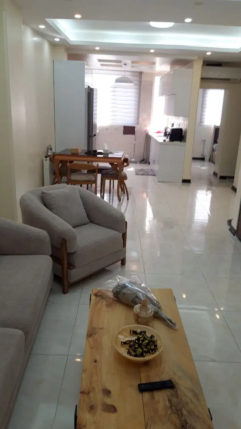 یک واحد آپارتمان به فروش پارکیگ جدا حساب میشه|فروش آپارتمان|تهران, زاهد گیلانی|دیوار