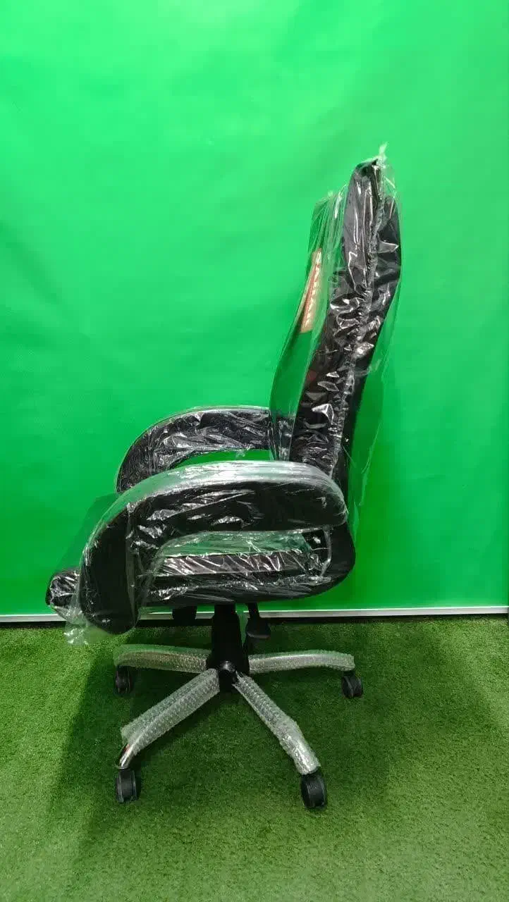 صندلی لاندا وکارمندی عمده خرده فقط به قیمت تولیدی|صندلی و نیمکت|تبریز, |دیوار