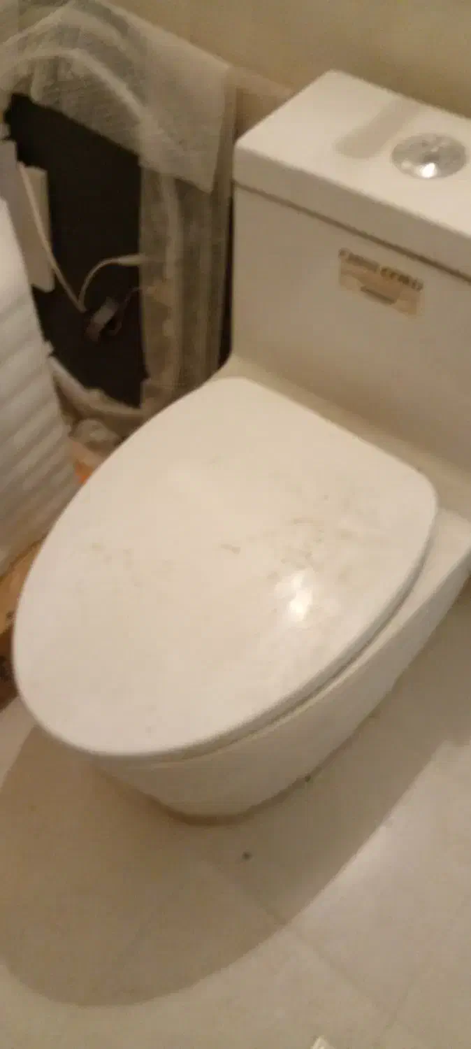 توالت فرنگی در حد نو|لوازم سرویس بهداشتی|تهران, سعادت‌آباد|دیوار