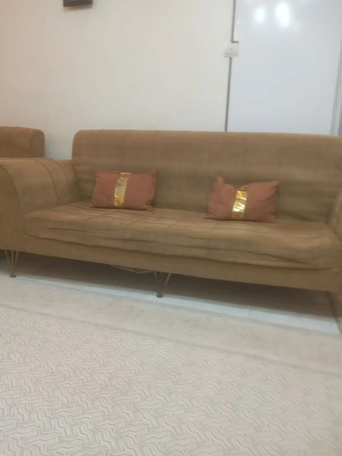 مبل راحتی ۴۵۰۰۰۰۰|مبلمان خانگی و میز عسلی|ری, شهرک نظامی|دیوار