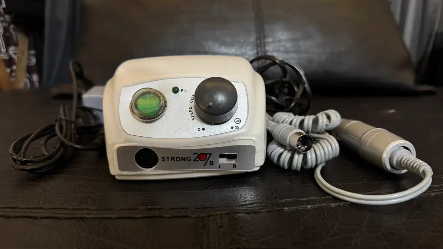 وسایل ناخن کاری صفر و کارنکرده|آرایشگاه و سالن‌های زیبایی|تبریز, |دیوار