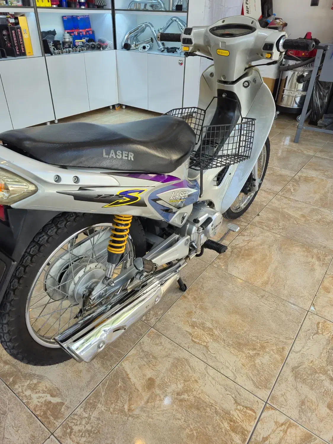 بیکلاج لیزر ۱۲۵ مدل ۹۰|موتورسیکلت|اصفهان, آهنگران|دیوار