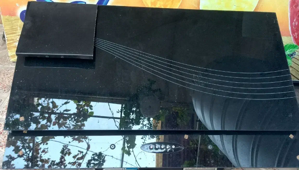 هود در حد|هود|قرچک, میرزائی شمالی|دیوار