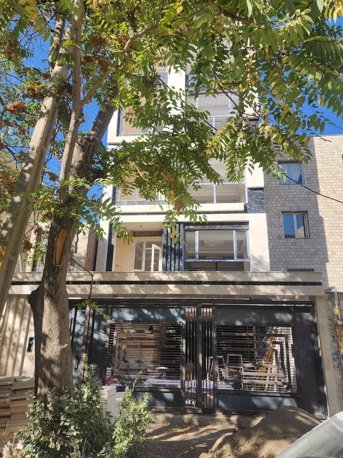 فروش آپارتمان۱۲۰ متری خیابان دانشگاه/نوساز/تکواحدی|فروش آپارتمان|قزوین, |دیوار