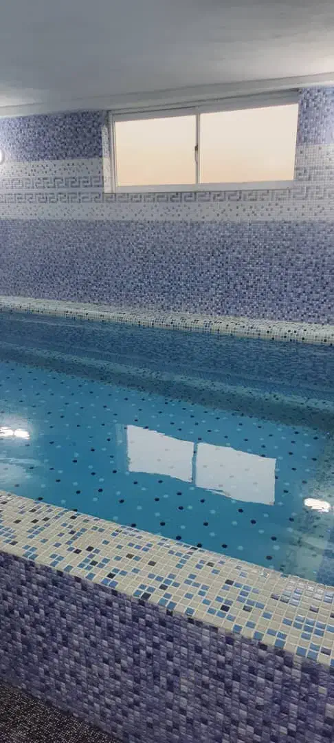 استخر ۳خوابه با تراس بزرگ|اجارهٔ کوتاهمدت ویلا و باغ|بابلسر, |دیوار