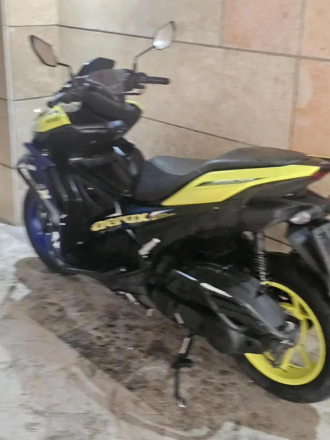 موتور ایروکس اندونزی ۴۰۳ ۳۰۰نقد ۱۳۰چک|موتورسیکلت|تهران, شهرک آزمایش|دیوار