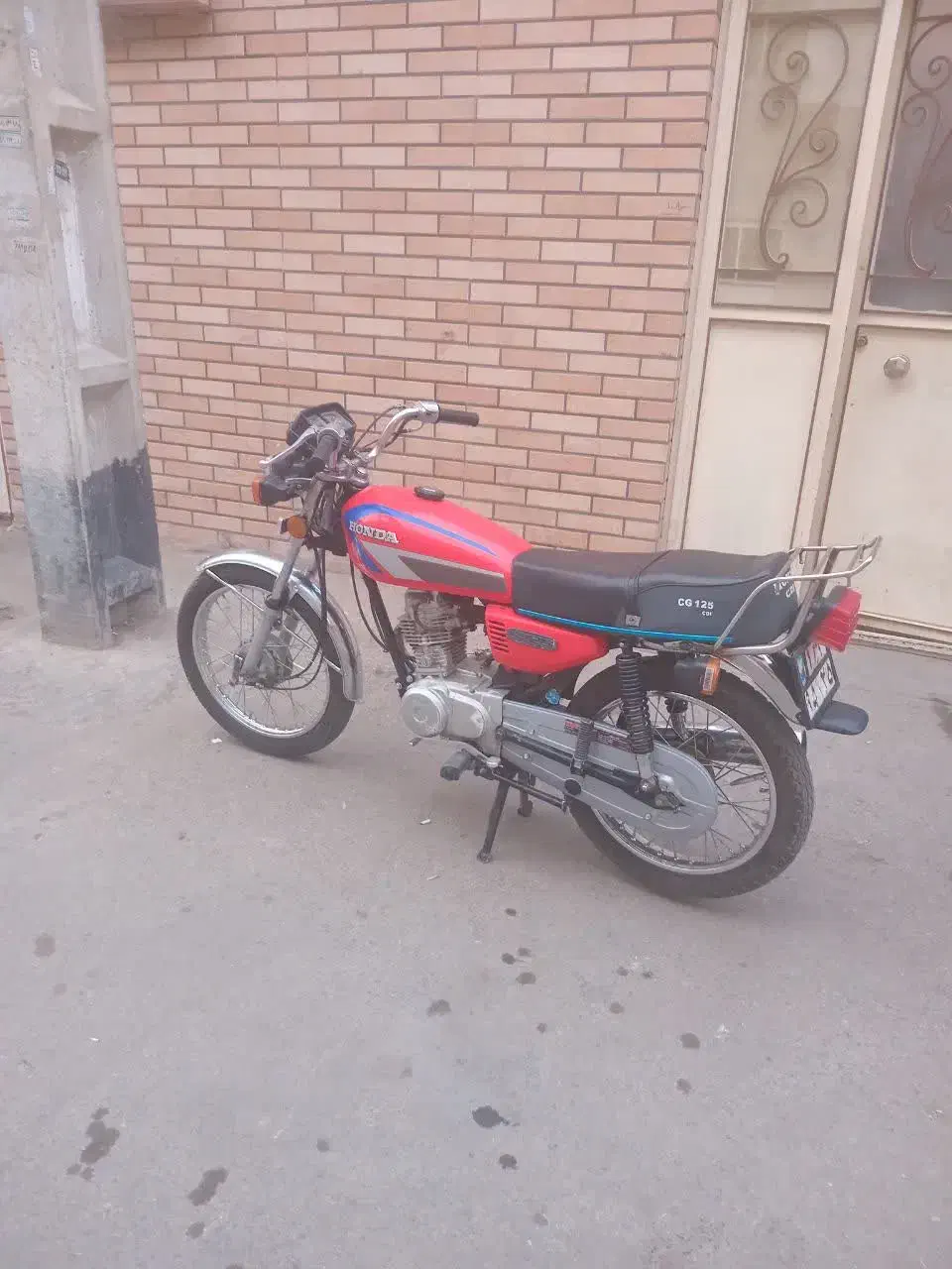 هندا۱۲۵پرند مدل ۹۰تمیز|موتورسیکلت|قم, انصار‌الحسین|دیوار