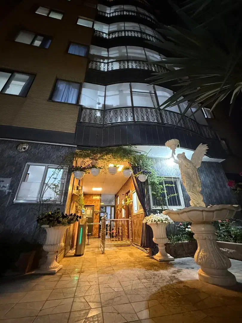 خوابگاه دخترانه دانشجویی|اجارهٔ کوتاه‌مدت آپارتمان و سوئیت|اصفهان, حسین‌آباد|دیوار