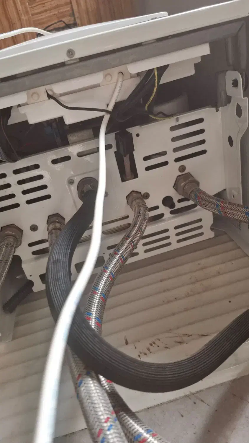 پکیج بوتان پرلا پرو در حد نو perla pro|آبگرمکن، پکیج، شوفاژ|شاهینشهر, سعدی جنوبی|دیوار