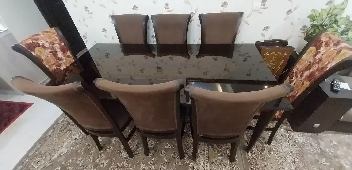 میزناهارخورید۸نفره قهوای شکلاتی درحدنو|میز و صندلی غذاخوری|تهران, گلستان (شهرک راه آهن)|دیوار