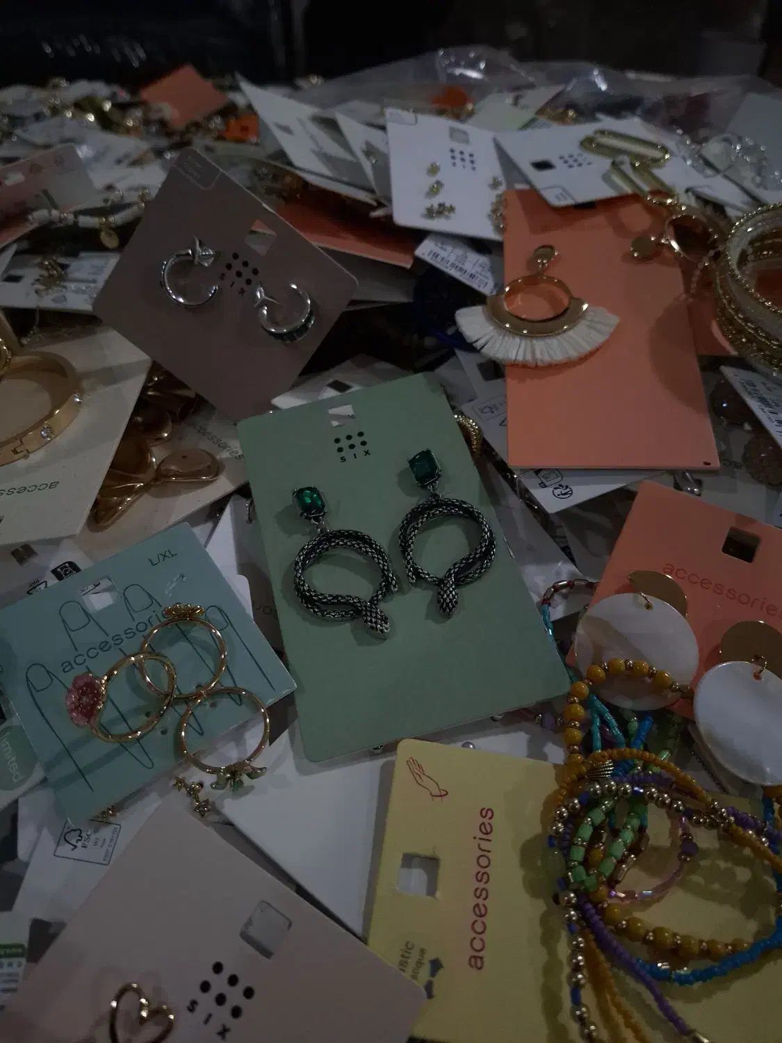 بدلیجات کیلویی|بدلیجات|قدس, شهر‌قدس|دیوار