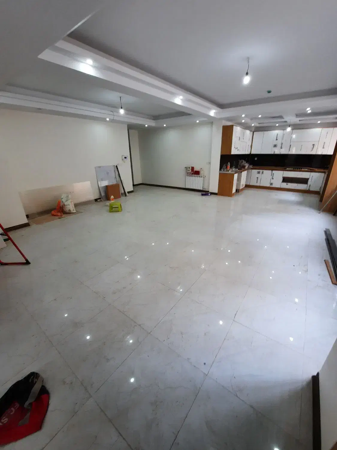 ۱۱۰متر نوساز میدان غیاثی