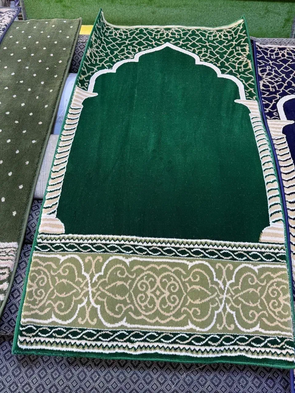 سجاده فرش مهرابی ساده|فرش|تهران, زیبادشت|دیوار