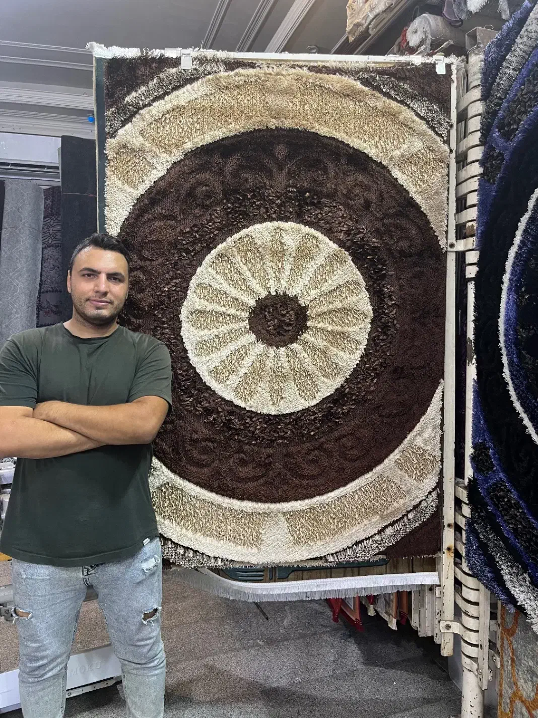 پرزدار ۳متری تخفیف خورده اکبند|فرش|قدس, شهر‌قدس|دیوار