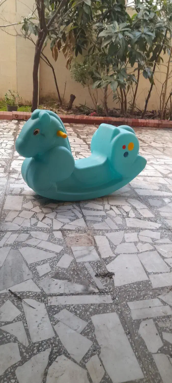 الاکلنگ|اسباب‌بازی بچه|رشت, رودباری|دیوار